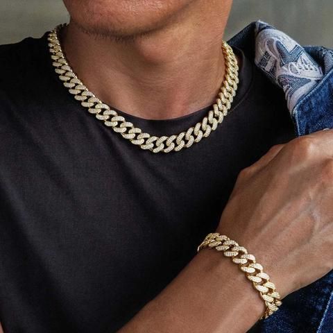 What Is A Cuban Link Chain? All About Cuban Links â VVS Jewelry