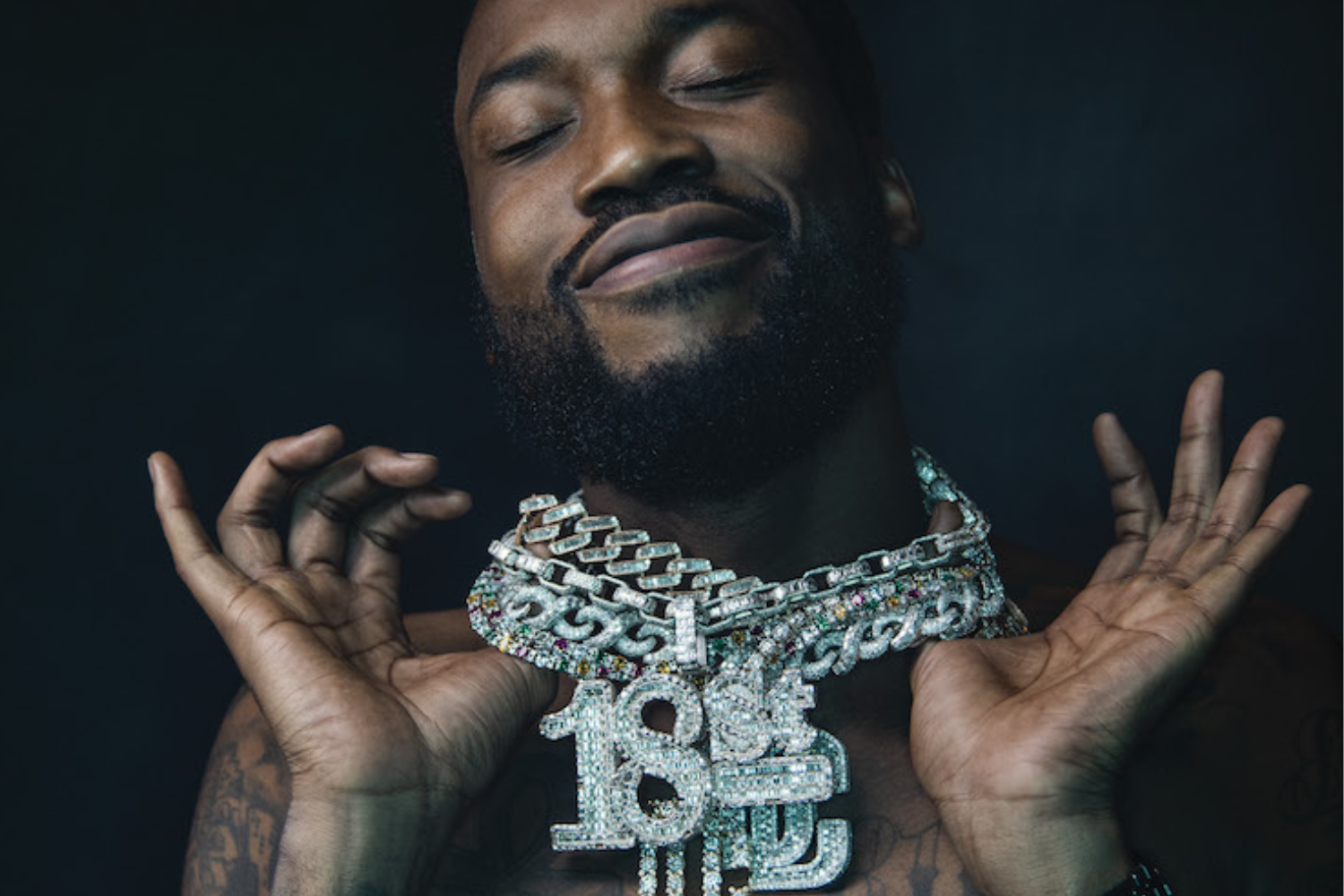 How does Hip-Hop Jewelry Spark Social Change?