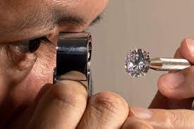 A Guide to understanding and choosing the best quality VVS Diamonds