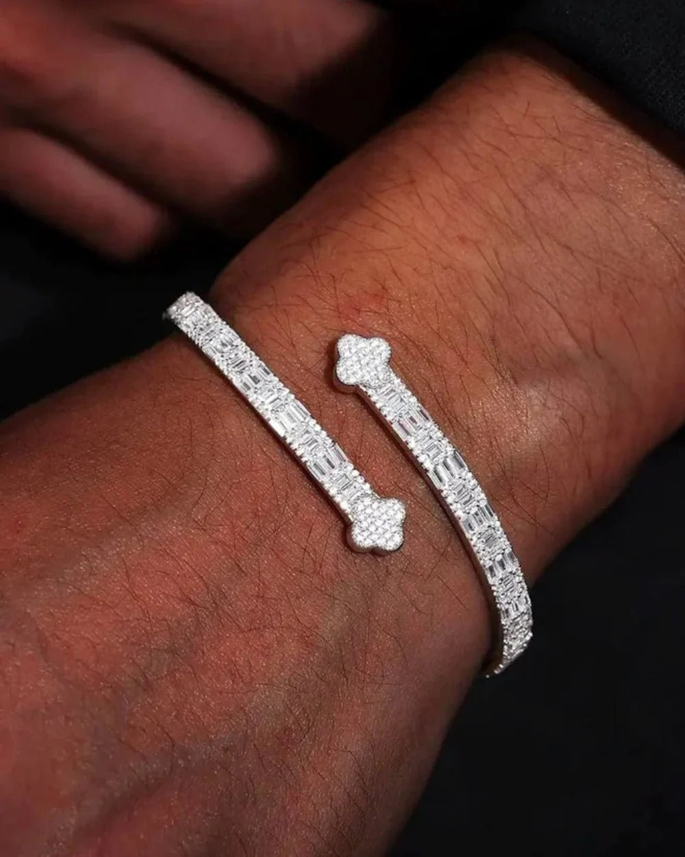 VVS Jewelry 925 Sterling Silver Moissanite Four Leaf Clover Bangle