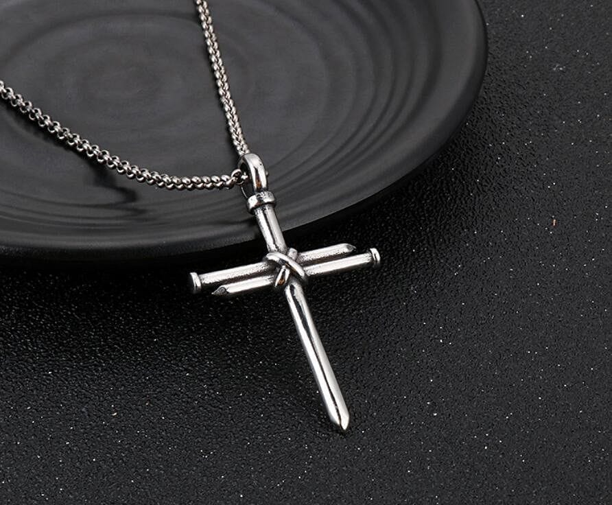 VVS Jewelry hip hop jewelry Silver With Chain VVS Jewerly Nail Cross Pendant Chain