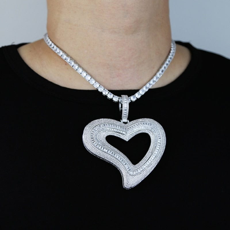 VVS Jewelry hip hop jewelry VVS Jewelry Iced Out Big Hollow Baguette Heart Pendant Chain
